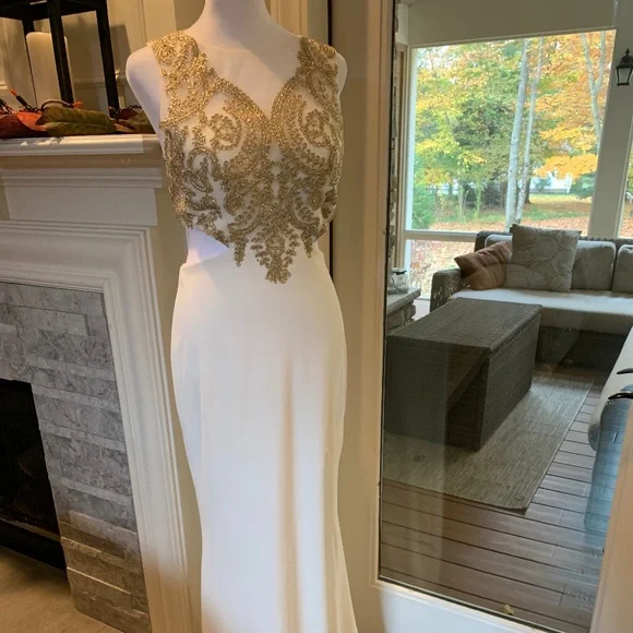 City Studio | Dresses | City Studio Dress Size 7 White And Gold Formal Prom  | Poshmark